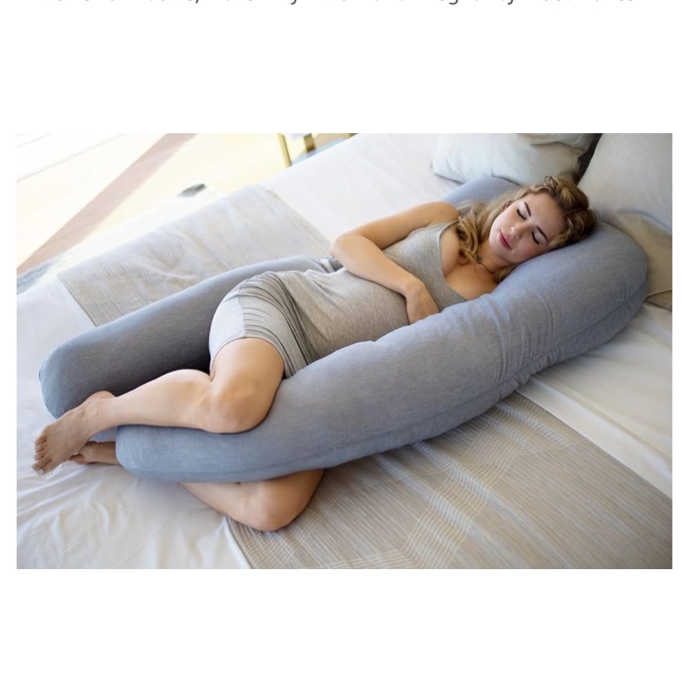 Pregnancy pillow - never used